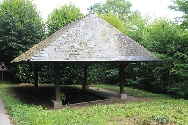 Le lavoir - Glanville (14950) - Calvados