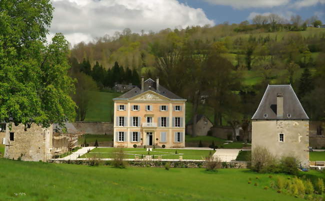 Le chateau de La Pommeraye XIe siècle - La Pommeraye (14690) - Calvados