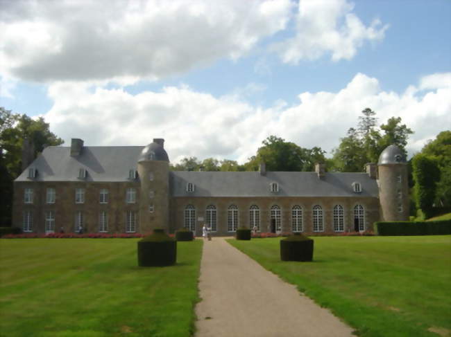 Lumières au château de Pontécoulant