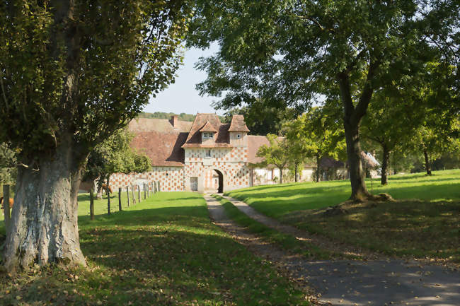 Le porche du manoir de Querville - Prêtreville (14140) - Calvados