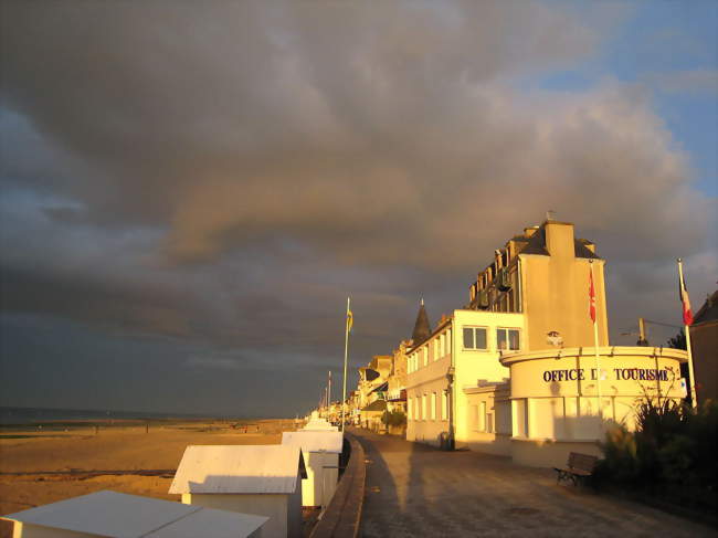 Embrasement de la côte à Saint-Aubin-sur-mer