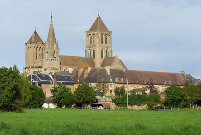 Abbaye bénédictine de Saint-Pierre-sur-Dives - Saint-Pierre-sur-Dives (14170) - Calvados
