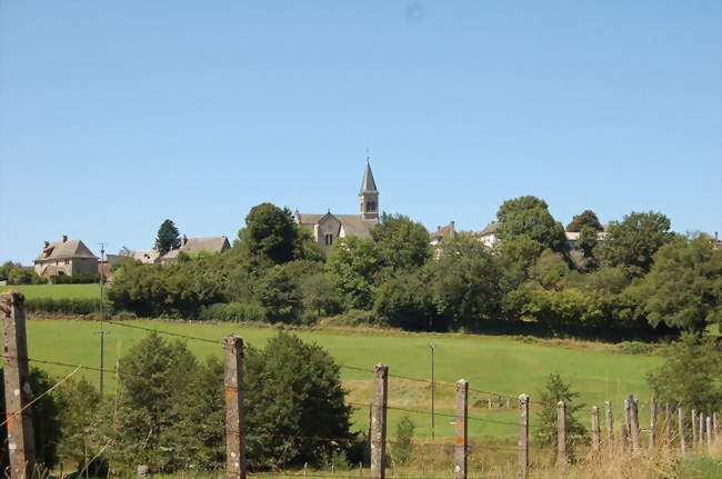 Vue du village d'Arnac - Arnac (15150) - Cantal