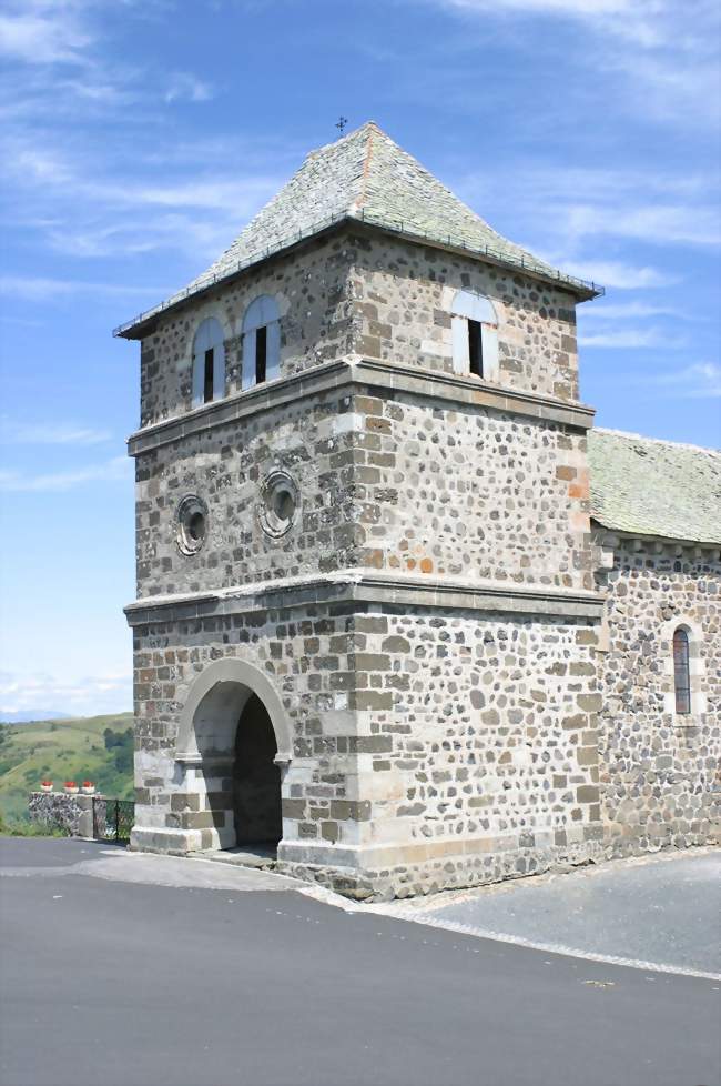 Église de Collandres en 2007 - Collandres (15400) - Cantal