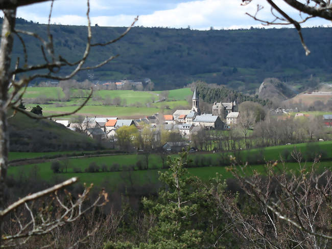 Vieux bourg de Neussargues - Neussargues-Moissac (15170) - Cantal