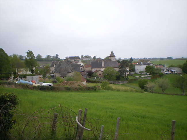 Vue générale d'Omps - Omps (15290) - Cantal