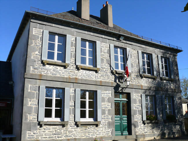 La mairie - Le Vigean (15200) - Cantal