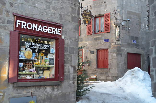Fromagerie à Besse - Besse (15140) - Cantal