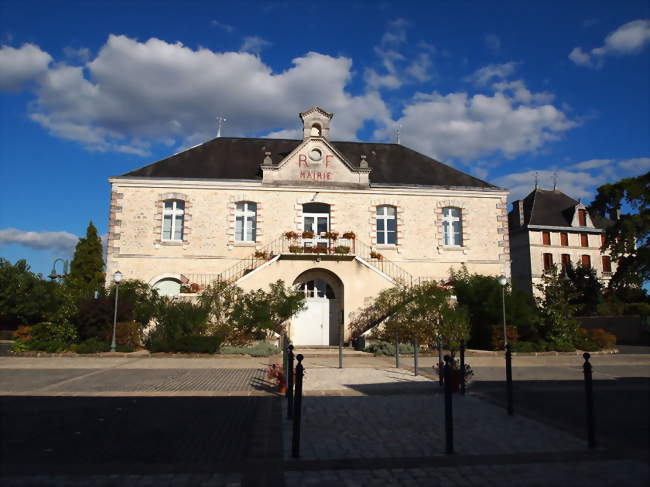 Mairie d'Aunac - Aunac (16460) - Charente