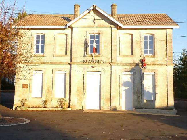 Mairie d'Aussac-Vadalle - Aussac-Vadalle (16560) - Charente