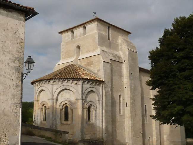 L'église romane Saint-Pardoux - Barret (16300) - Charente