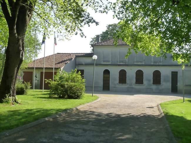 La mairie, à Patreville - Bonneville (16170) - Charente