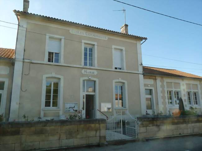 Mairie de Bors - Bors (Canton de Montmoreau-Saint-Cybard) (16190) - Charente