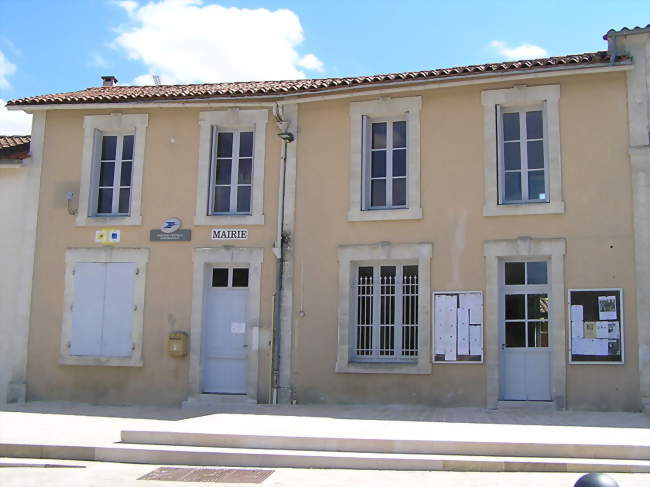 Mairie de Brettes - Brettes (16240) - Charente