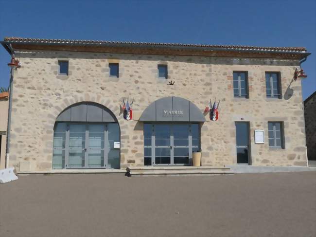 La mairie de Brillac - Brillac (16500) - Charente