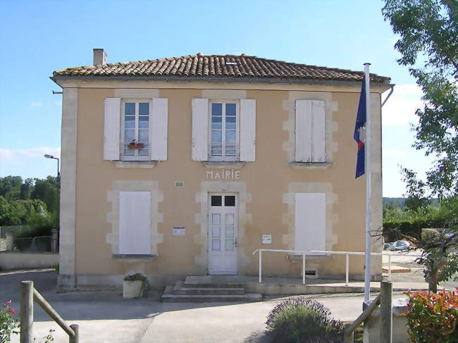 La mairie de Chantillac - Chantillac (16360) - Charente