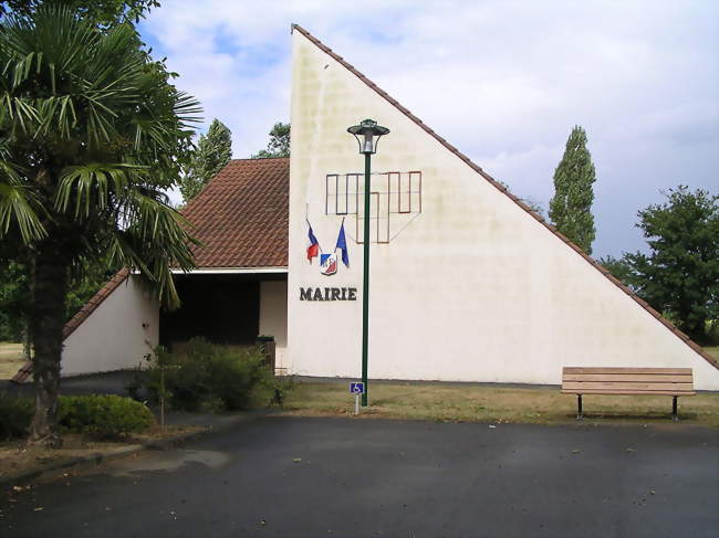 La mairie de La Chapelle - La Chapelle (16140) - Charente