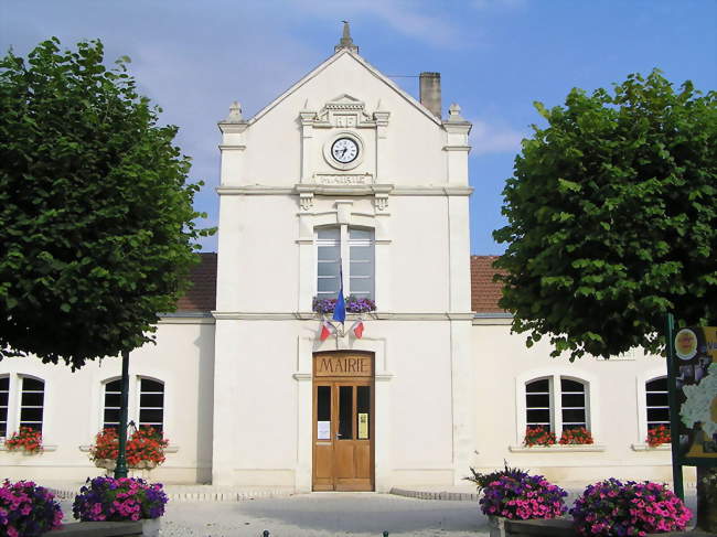 La mairie de Courcôme - Courcôme (16240) - Charente