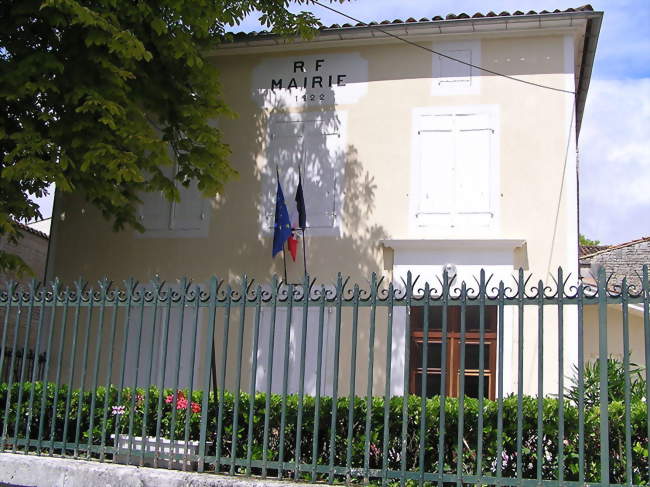 La mairie de Fleurac - Fleurac (16200) - Charente