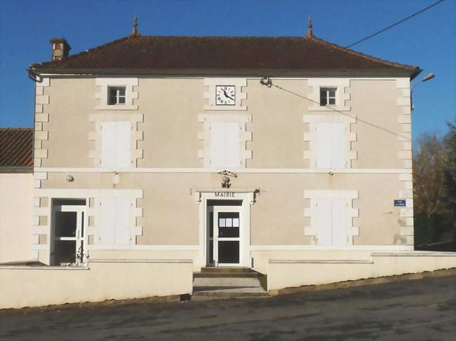 Mairie de Luxé - Luxé (16230) - Charente