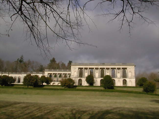 Château de la Mercerie - Magnac-Lavalette-Villars (16320) - Charente