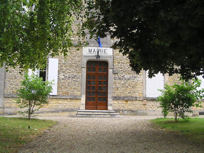 La mairie de Mainxe - Mainxe (16200) - Charente