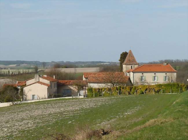Le village vu du sud - Orival (16210) - Charente