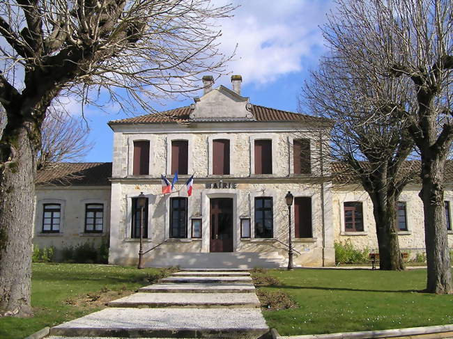 La mairie - Pranzac (16110) - Charente