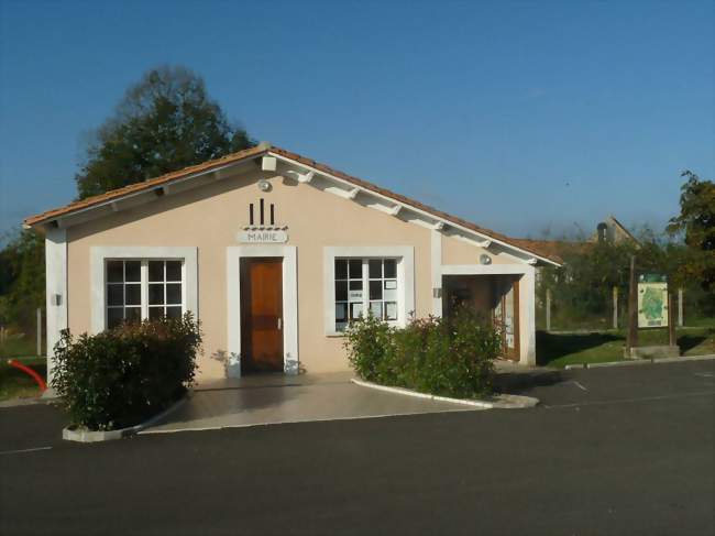 Mairie de Sauvignac - Sauvignac (16480) - Charente