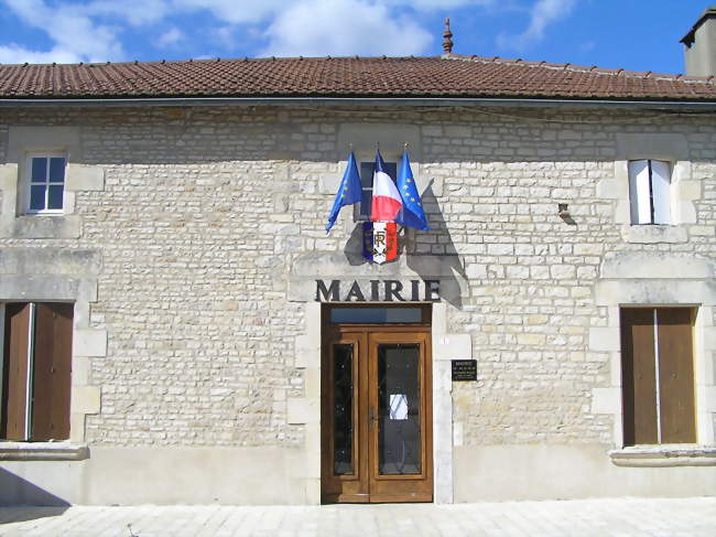 La mairie - Theil-Rabier (16240) - Charente