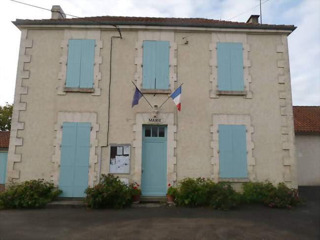 La mairie de Turgon - Turgon (16350) - Charente