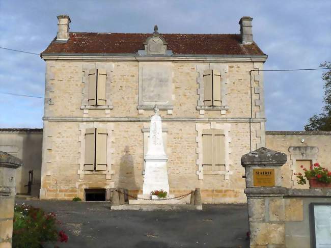 La mairie de Ventouse - Ventouse (16460) - Charente