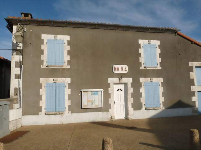 La mairie du Vieux-Cérier - Le Vieux-Cérier (16350) - Charente