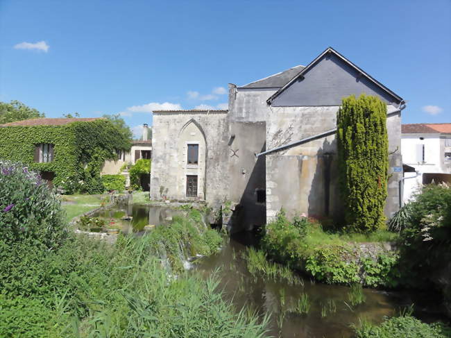 Moulin à eau à Annepont - Annepont (17350) - Charente-Maritime