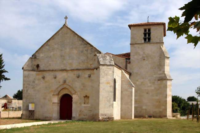 Eglise Saint-André - Aumagne (17770)