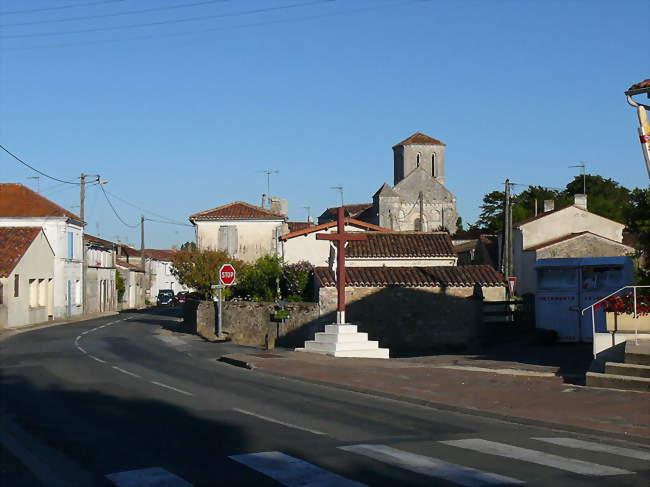Le centre-bourg de Champagne - Champagne (17620) - Charente-Maritime
