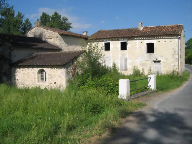 Moulin du Biget, Coulonges (17800) - Crédit: Al17460 (CC by SA)