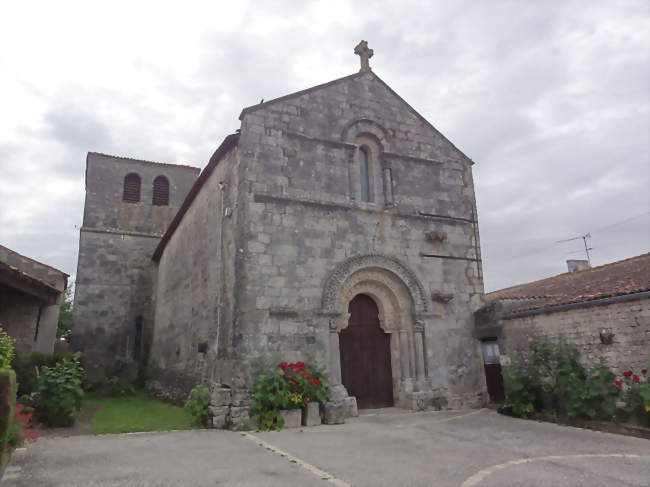 L'église Saint-Vivien - Les Églises-d'Argenteuil (17400) - Charente-Maritime