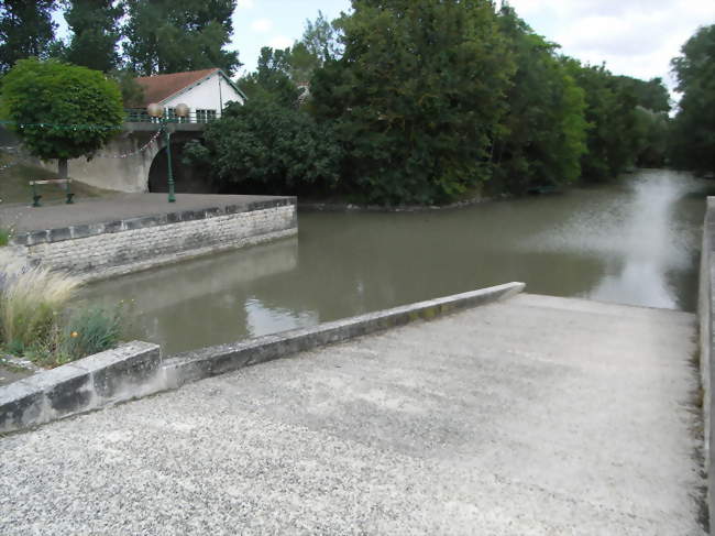 Le port - La Grève-sur-Mignon (17170) - Charente-Maritime