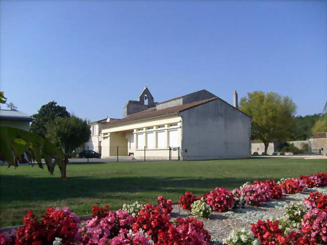 Le centre-bourg de Luchat - Luchat (17600) - Charente-Maritime
