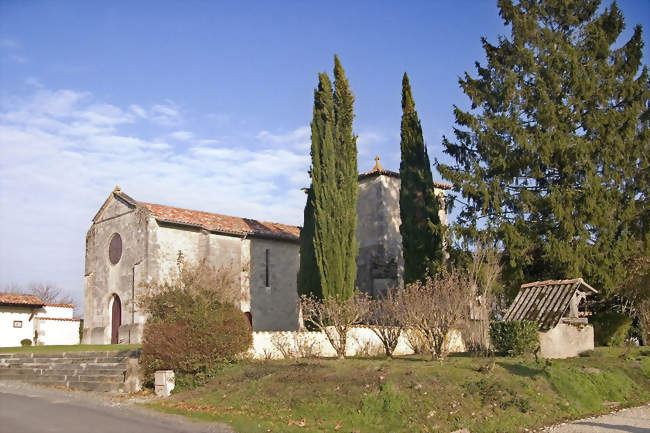 L\'église Saint-Félix - Messac (17130) - Crédit photo: Stephen Nunney