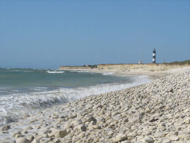 Le phare de Chassiron - Saint-Denis-d'Oléron (17650) - Charente-Maritime