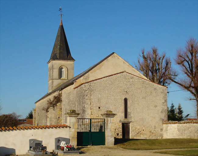 L'église du village - Saleignes (17510) - Charente-Maritime