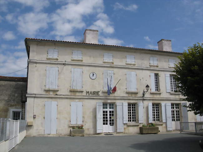 La mairie de Vandré - Vandré (17700) - Charente-Maritime