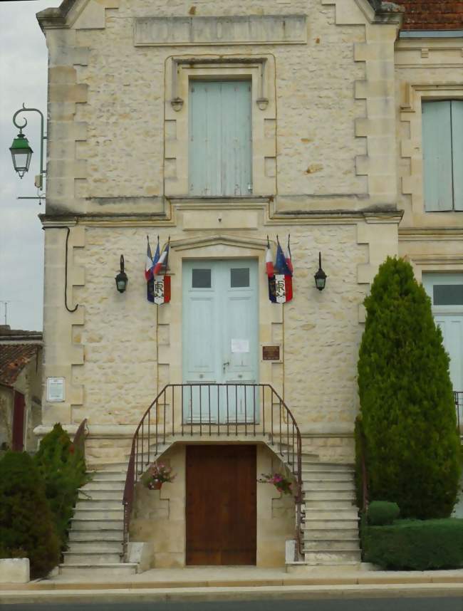 Mairie de Virollet - Virollet (17260) - Charente-Maritime