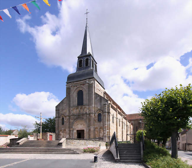 Église Saint-Genès - Châteaumeillant (18370) - Cher
