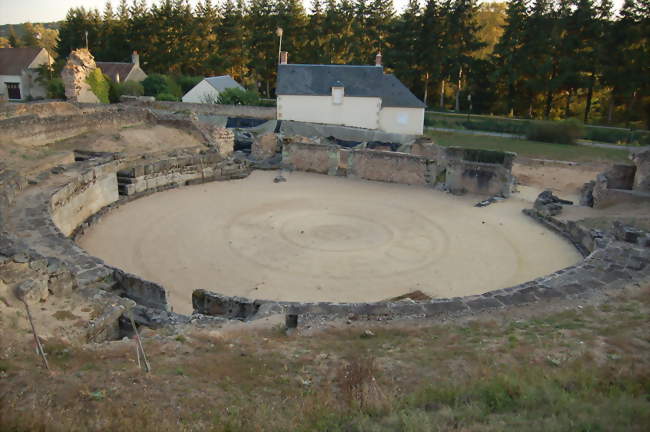 L'amphithéâtre gallo-romain - Drevant (18200) - Cher