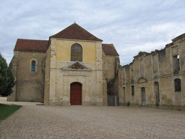 Abbaye de Fontmorigny - Menetou-Couture (18320) - Cher