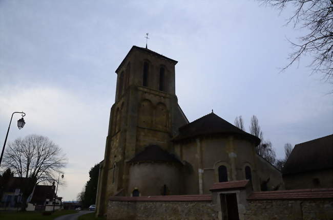 Église Saint-Pierre - Saint-Pierre-les-Étieux (18210) - Cher
