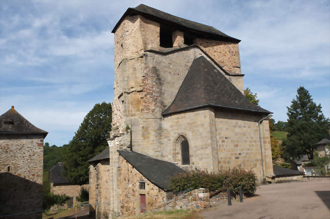 L'église Notre-Dame - Albignac (19190) - Corrèze